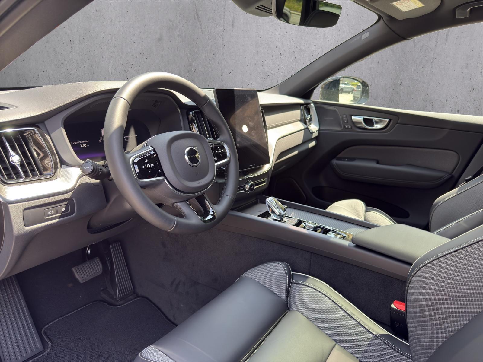 VOLVO XC60 T8 eAWD PluginHybrid Black Edition Geartronic-image-8