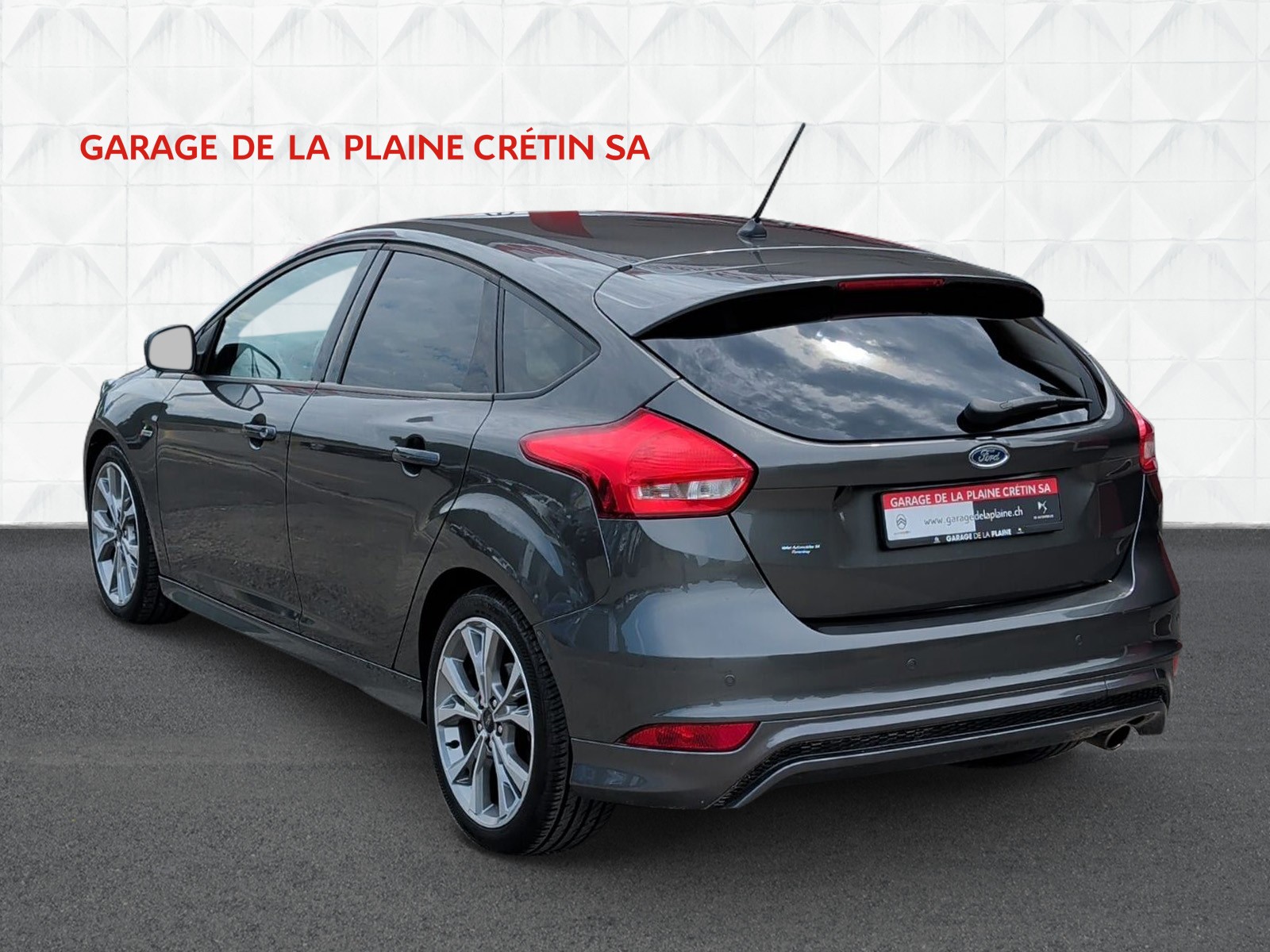 FORD Focus 1.5 SCTi ST Line-image-2