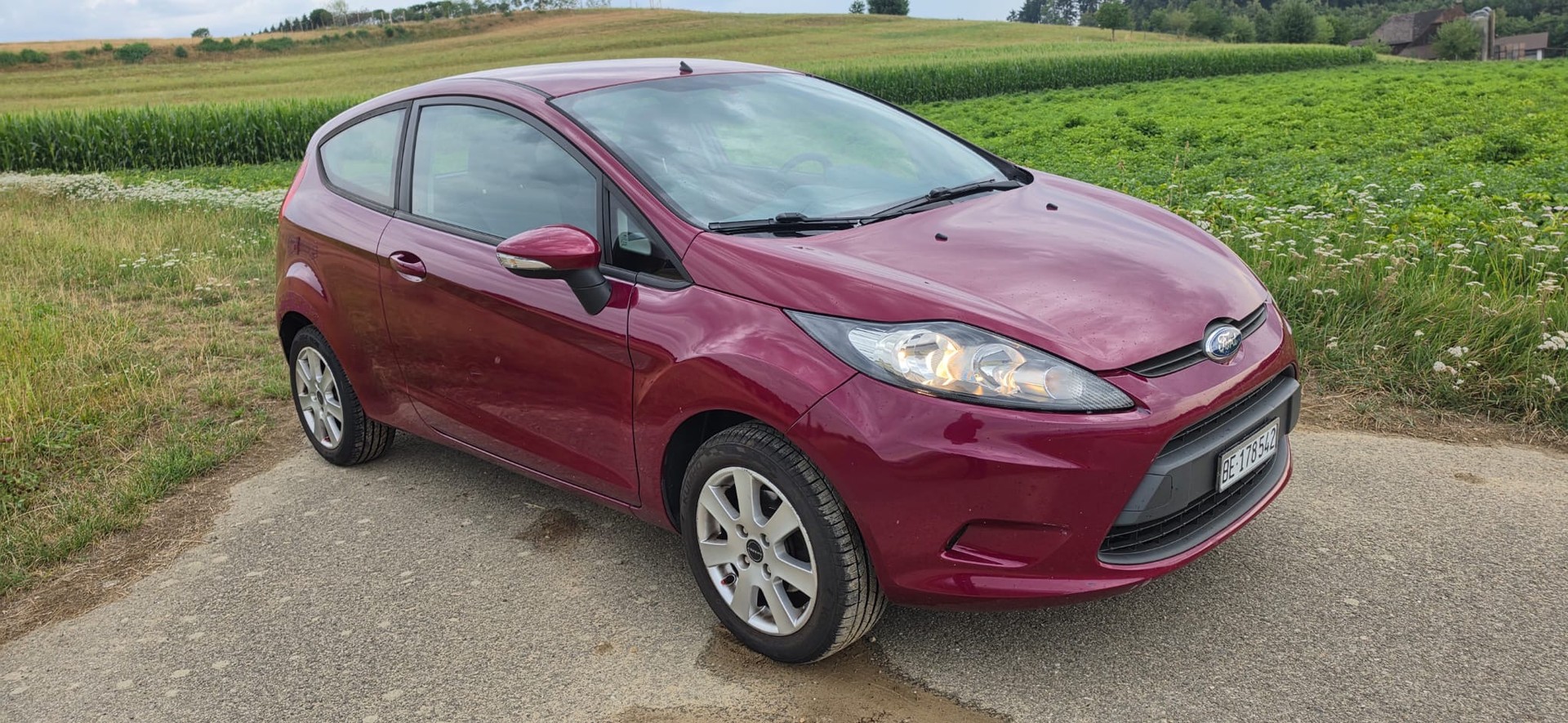 FORD Fiesta 1.4 16V Titanium-image-0