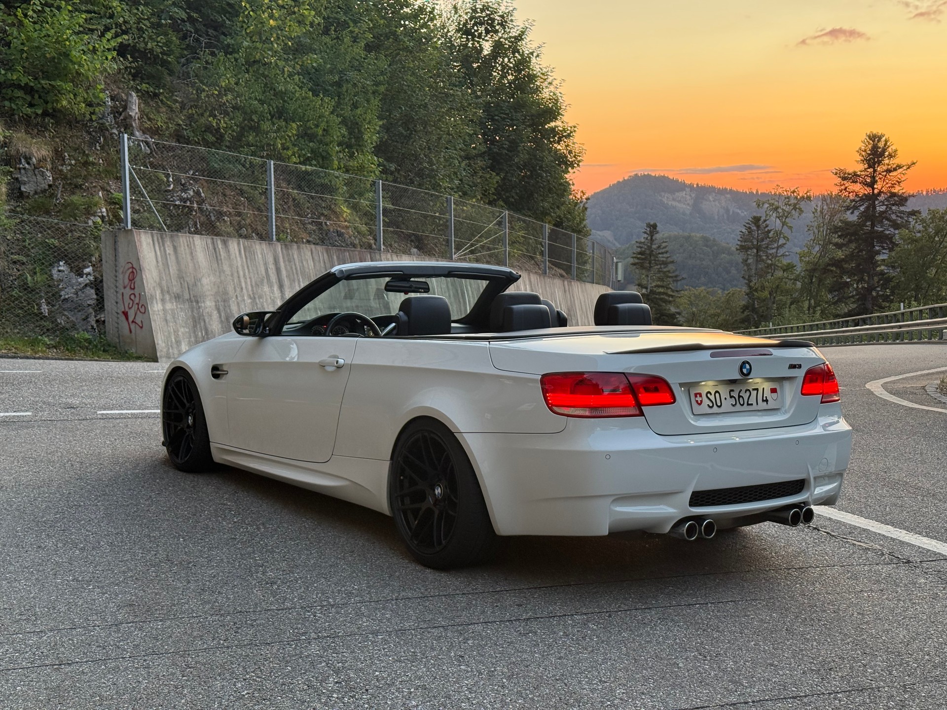 BMW M3-image-5