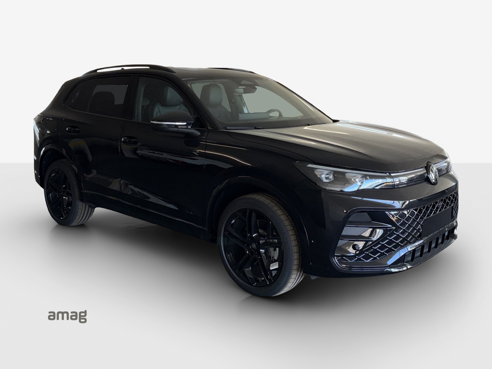 VW Tiguan 2.0 TSI DSG R-Line Plus 4Motion-image-5
