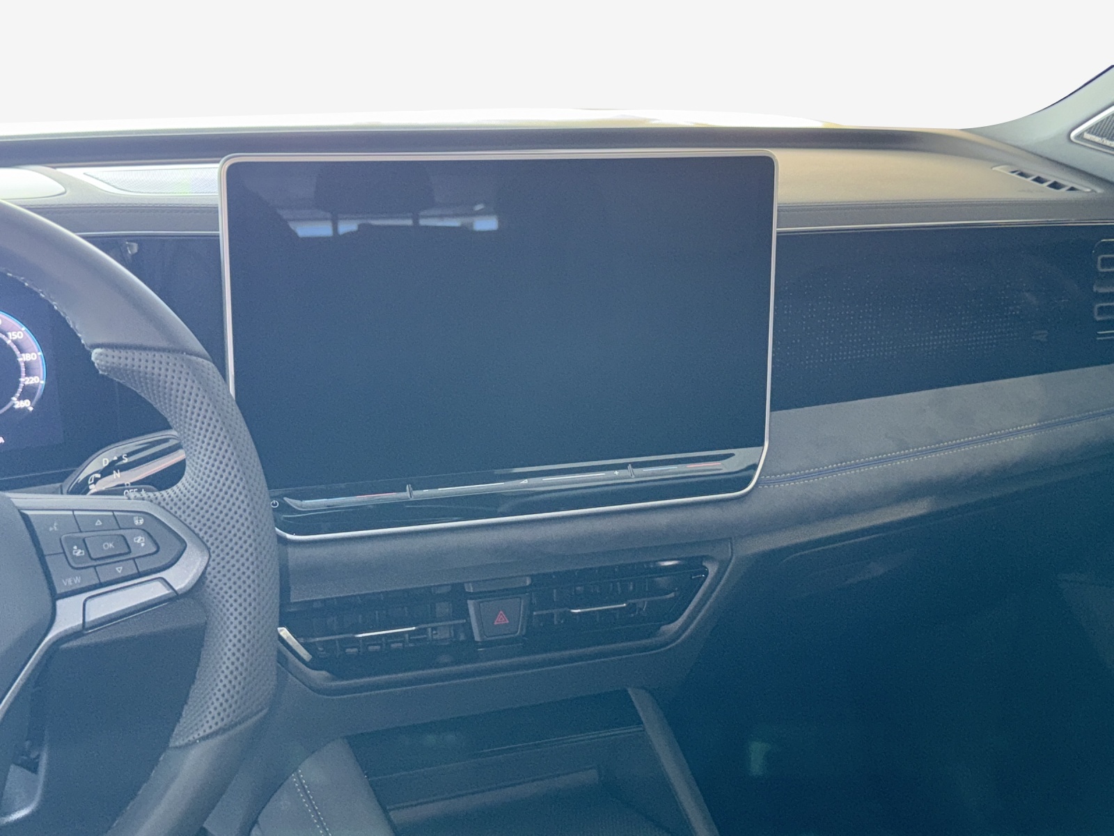 VW Tiguan 2.0 TSI DSG R-Line Plus 4Motion-image-10