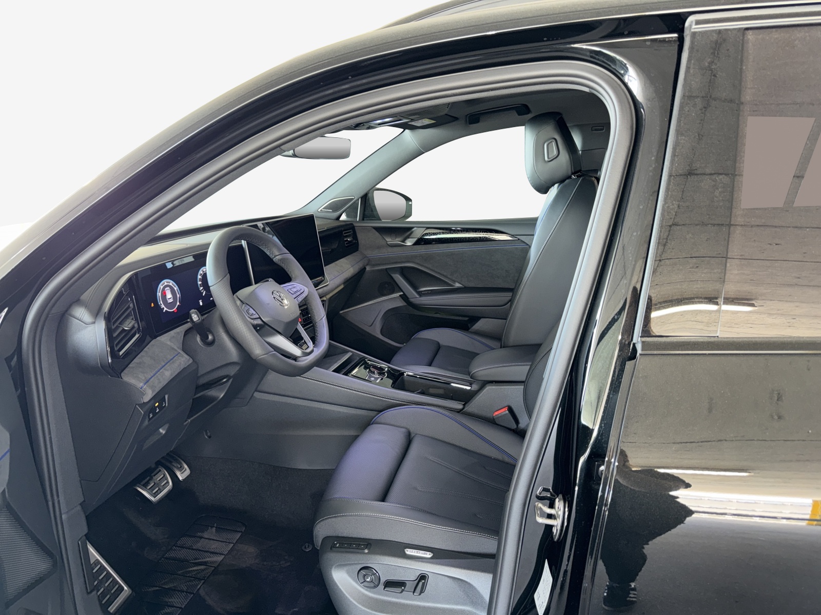 VW Tiguan 2.0 TSI DSG R-Line Plus 4Motion-image-7