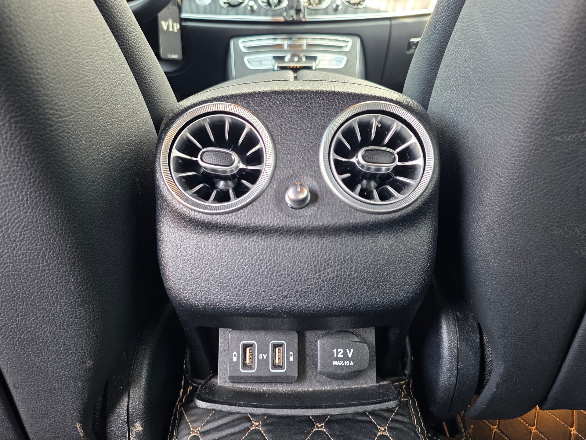MERCEDES-BENZ E 200 AMG Line 4Matic 9G-Tronic ** E53 AMG UMBAU -TIEFER LEG. -20 ZOLL -BURMASTER -360° KAMERA -SAFETY + KOMFORT PAKET **-image-19
