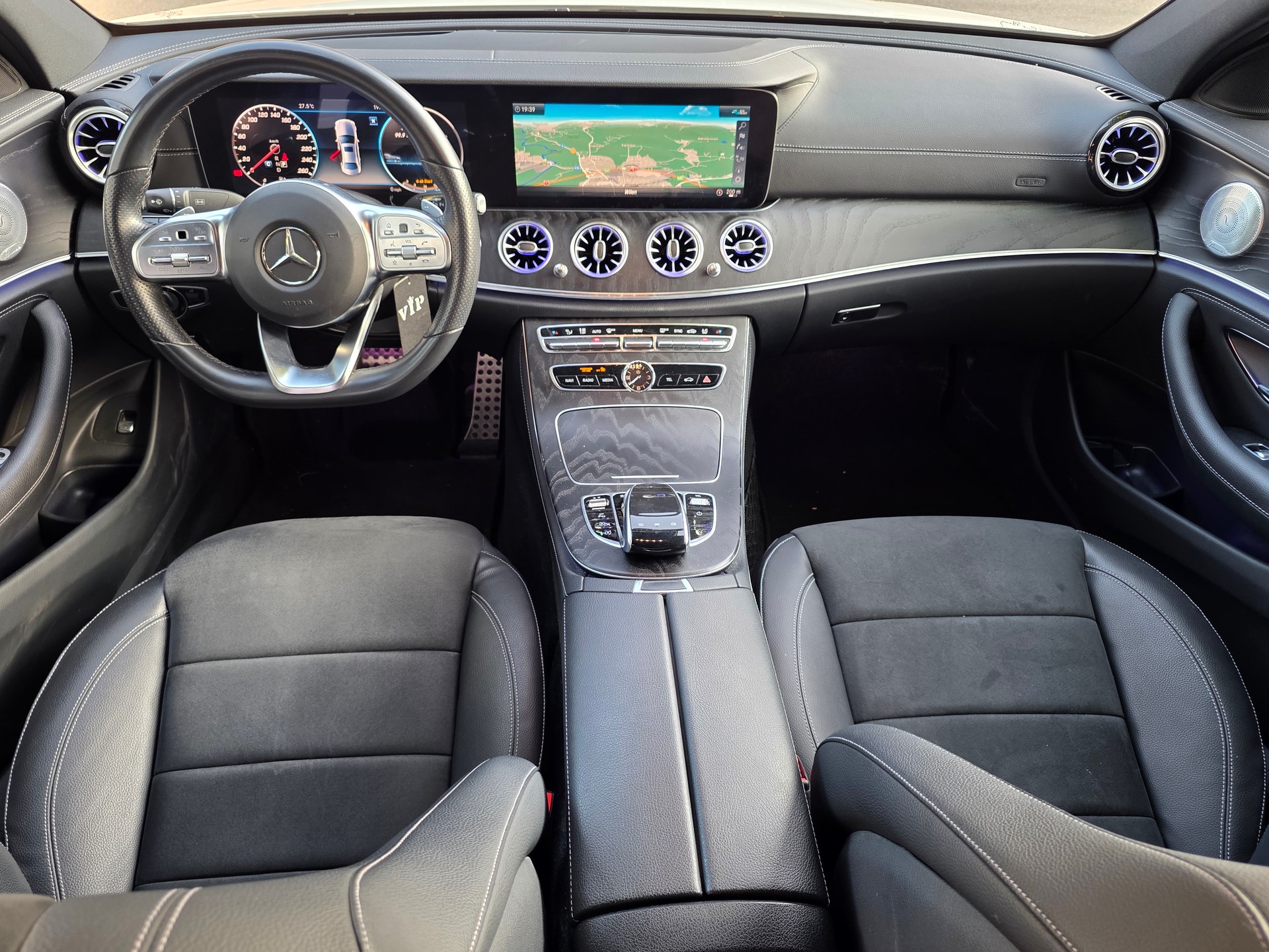MERCEDES-BENZ E 200 AMG Line 4Matic 9G-Tronic ** E53 AMG UMBAU -TIEFER LEG. -20 ZOLL -BURMASTER -360° KAMERA -SAFETY + KOMFORT PAKET **-image-10