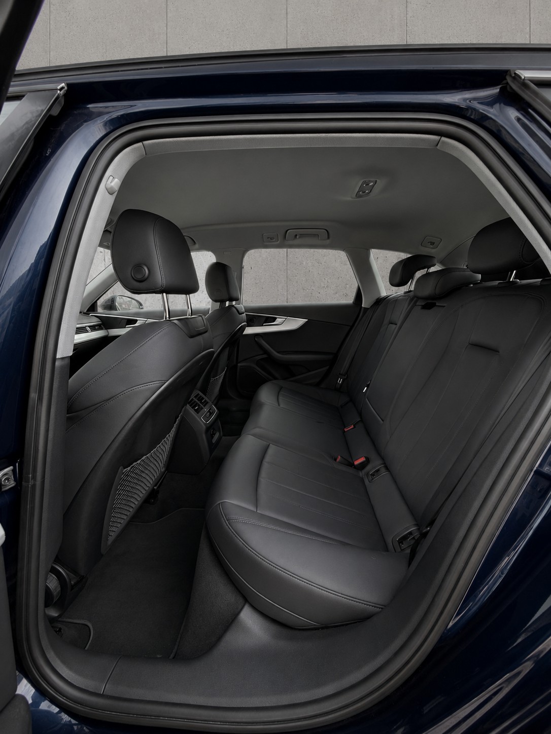 AUDI 2.0 40 TFSI S Line quattro S-Tronic-image-5