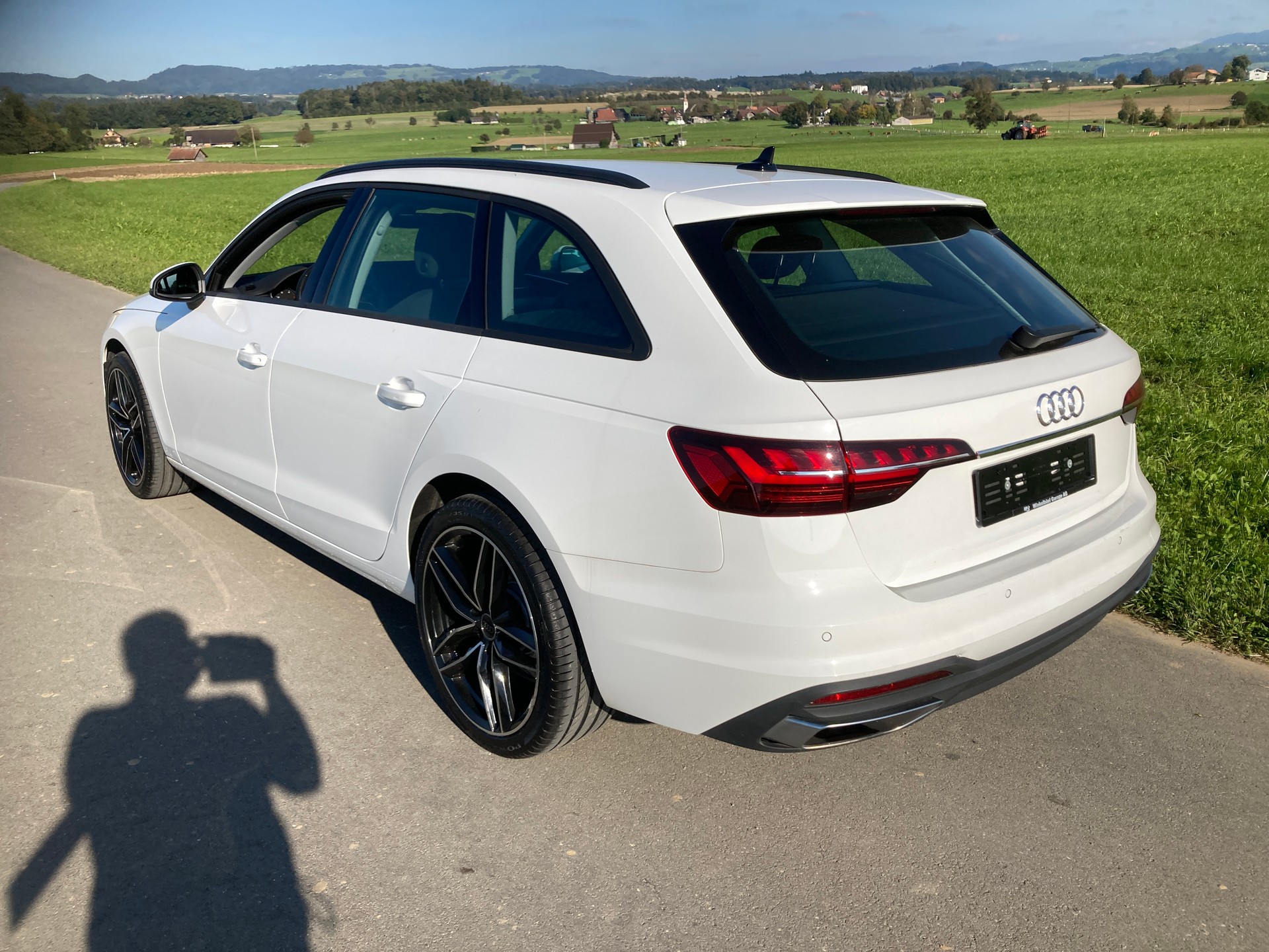 AUDI A4 Avant 35 TDI S-tronic-image-3