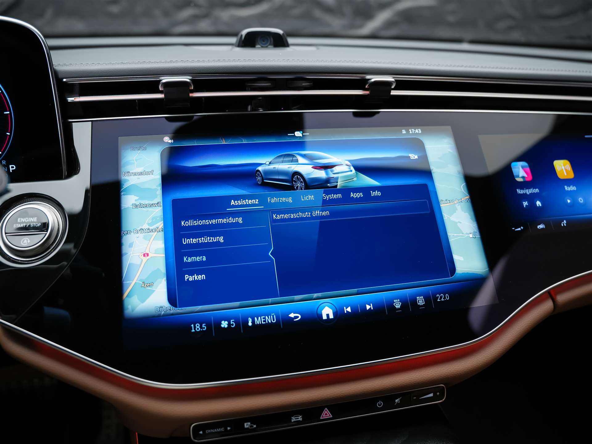 MERCEDES-BENZ E 220 d AMG Line *Superscreen*21" Felgen*Panorama-image-35