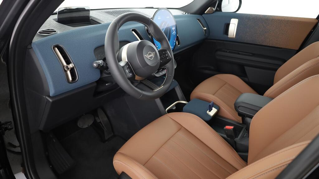 MINI Countryman S ALL4-image-17