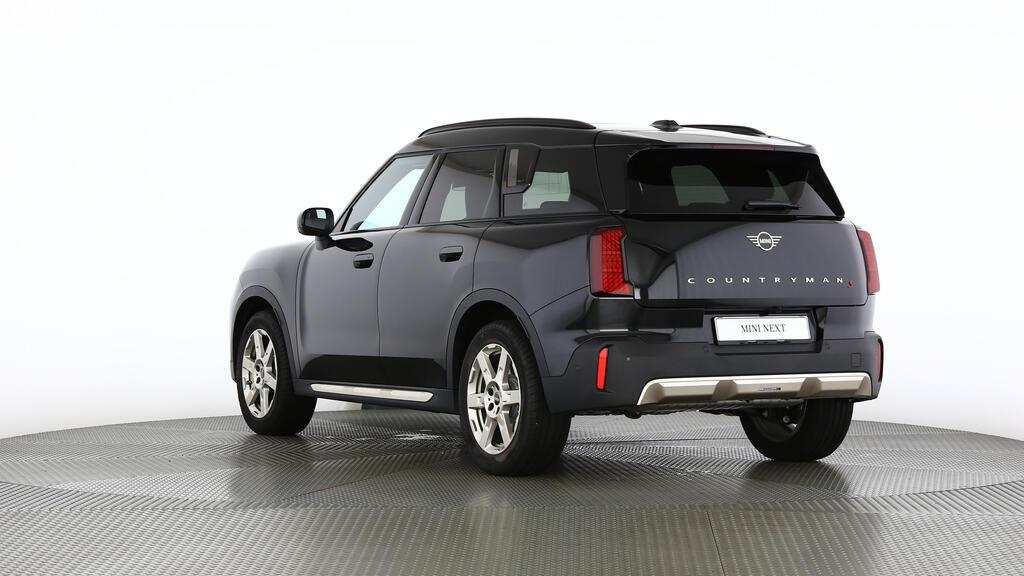 MINI Countryman S ALL4-image-3