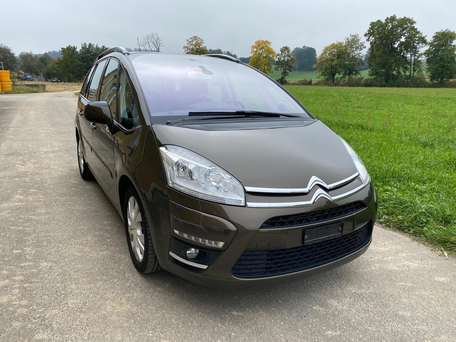CITROEN Grand C4 Picasso 1.6i 16V THP Séduction EGS6-image-6