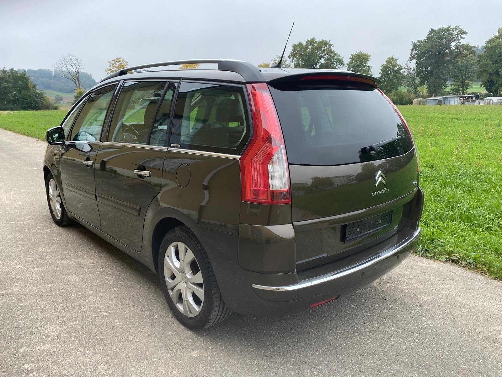 CITROEN Grand C4 Picasso 1.6i 16V THP Séduction EGS6-image-1