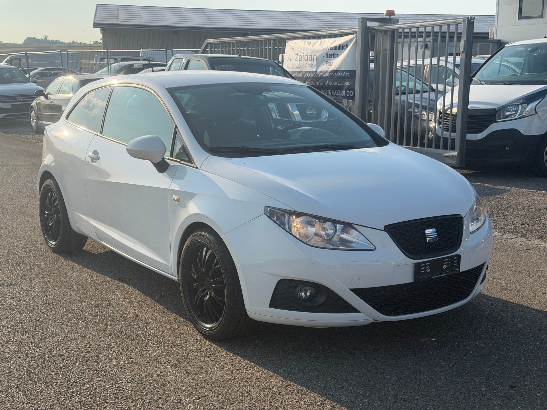 SEAT Ibiza SC 1.2 TSI Sport-image-2
