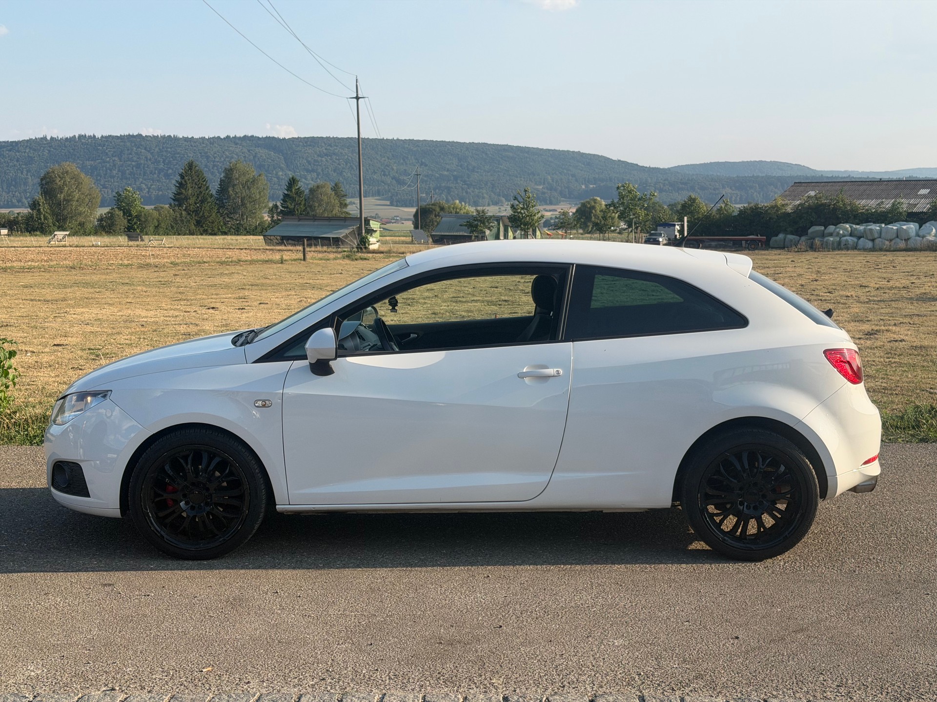 SEAT Ibiza SC 1.2 TSI Sport-image-3