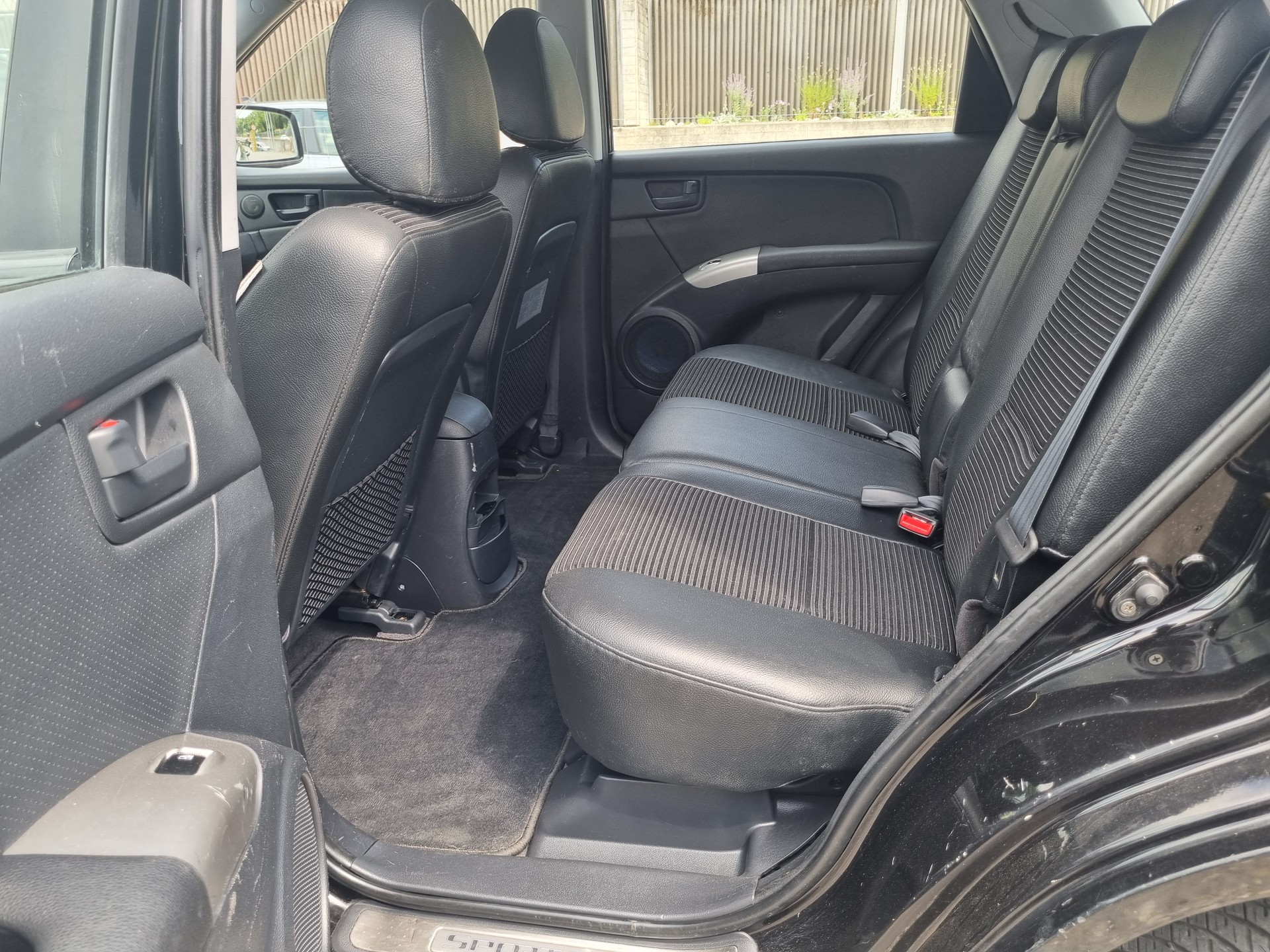 KIA Sportage 2.0 CVVT Style-image-7