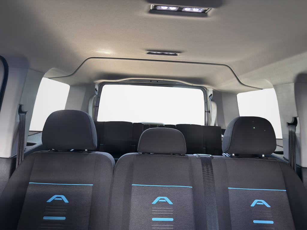 FORD TOURNEO CONNECT Grand 2.0 EcoBlue 122 Active 4x4-image-16