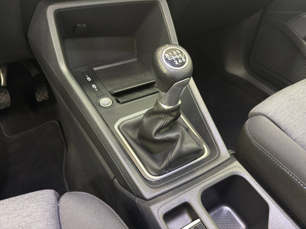 FORD TOURNEO CONNECT Grand 2.0 EcoBlue 122 Active 4x4-image-17