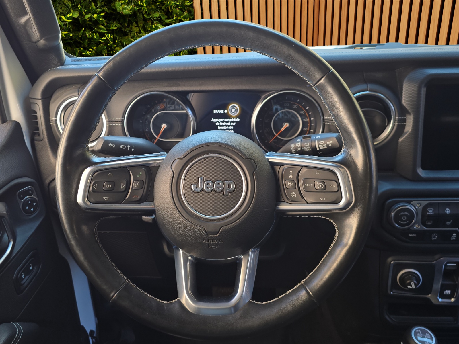 JEEP Wrangler 2.0 Sahara Automatic-image-9