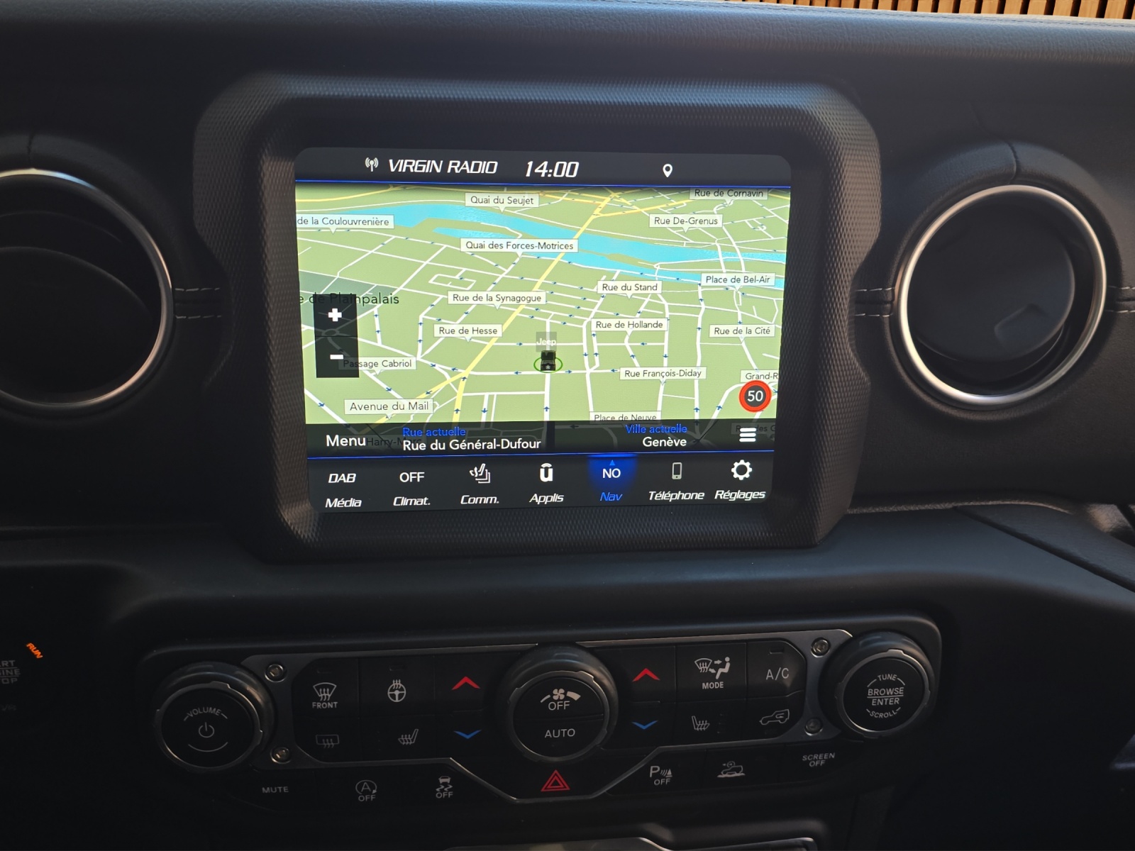 JEEP Wrangler 2.0 Sahara Automatic-image-14