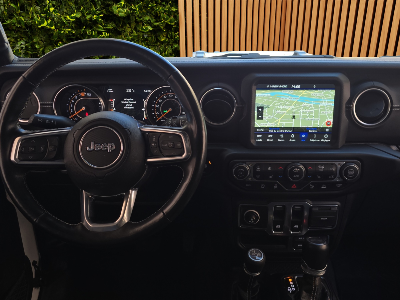 JEEP Wrangler 2.0 Sahara Automatic-image-12
