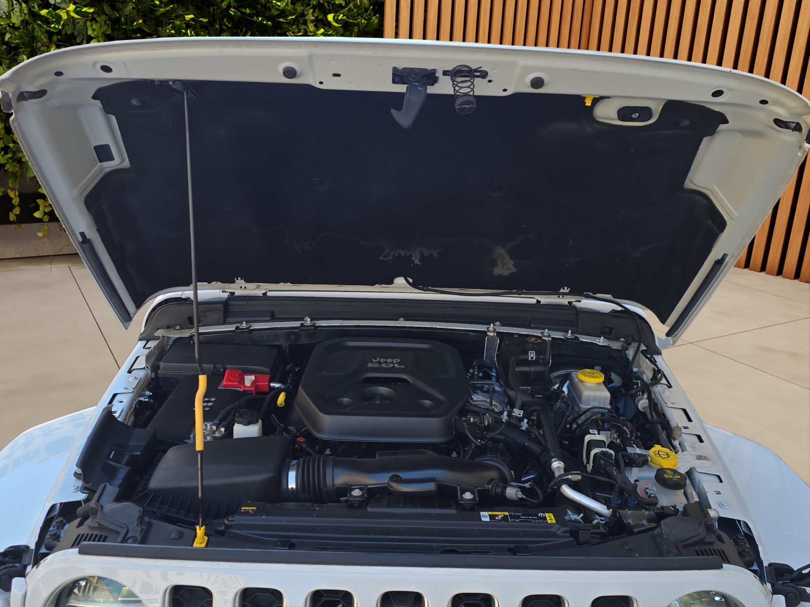 JEEP Wrangler 2.0 Sahara Automatic-image-18