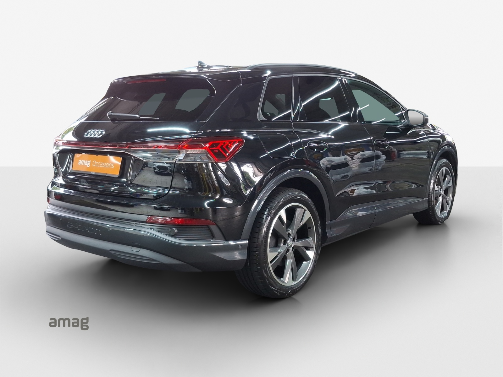 AUDI Q4 e-tron 35-image-4