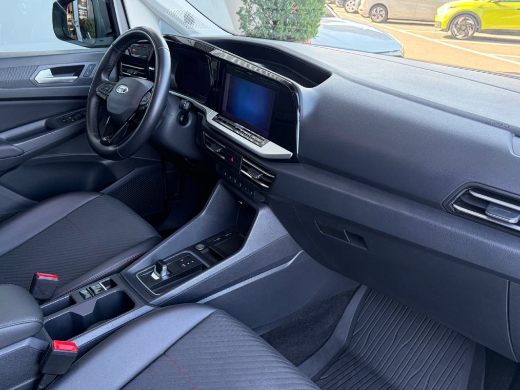 FORD Tourneo Connect 2.0 EcoBlue Sport-image-8