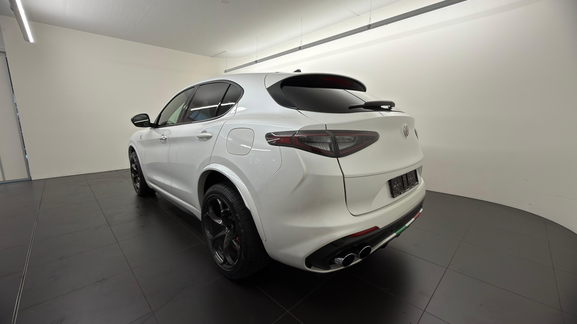 ALFA ROMEO Stelvio 2.9 V6 Biturbo Q4 Quadrifoglio-image-5