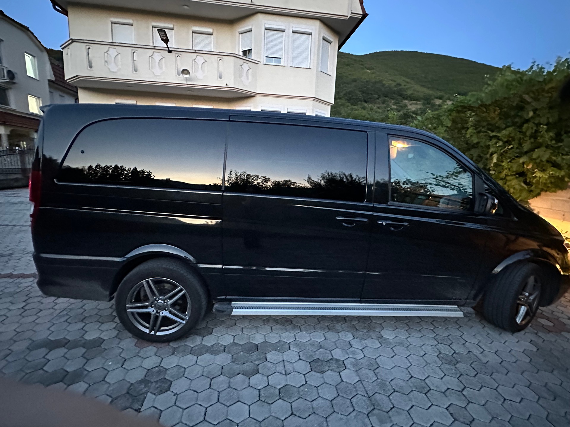 MERCEDES-BENZ Mercedes-Benz Viano 3.0CDI-image-2
