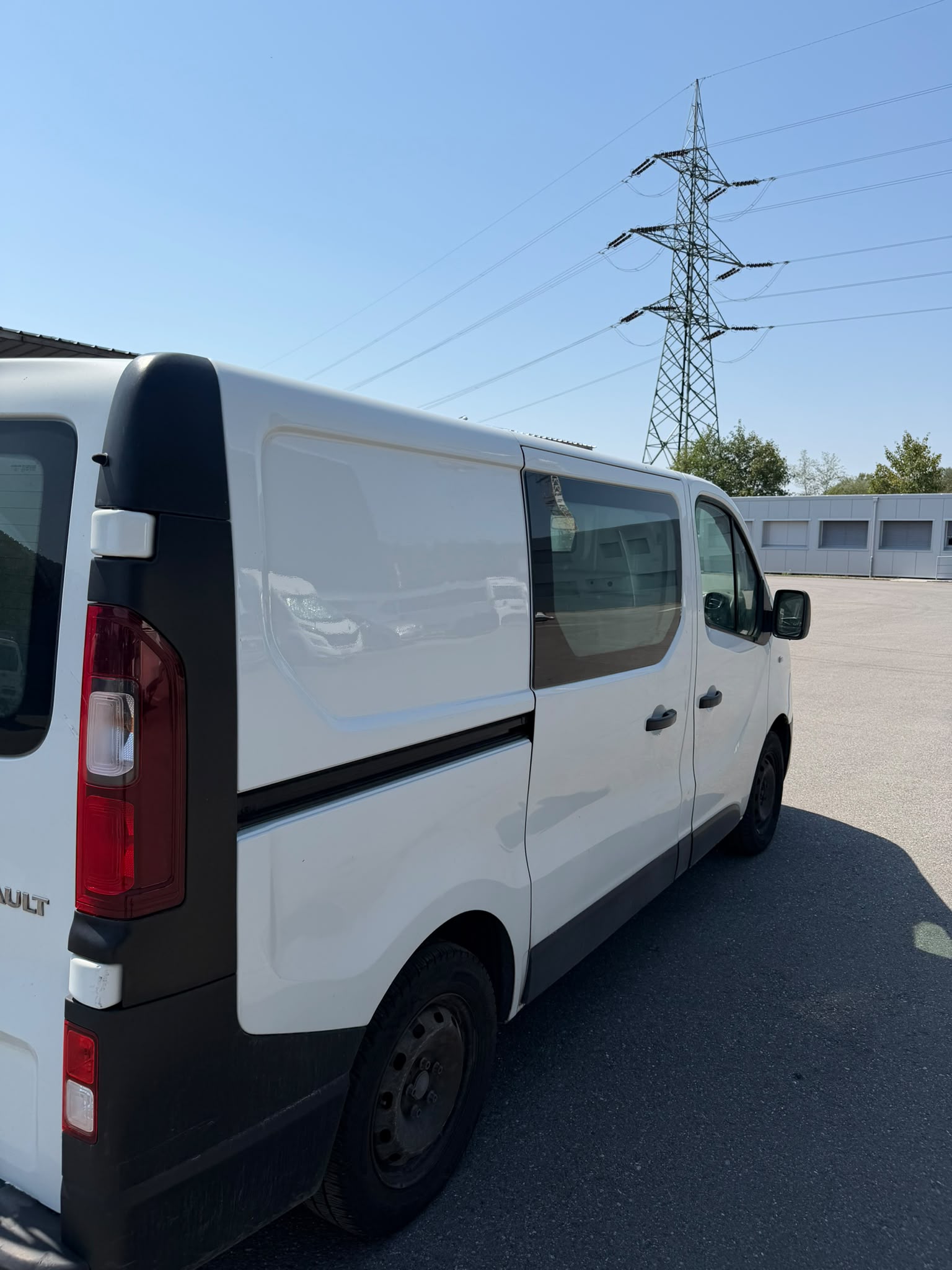 RENAULT Trafic 1.6 dCi 120 2.9t Business L1H1-image-7