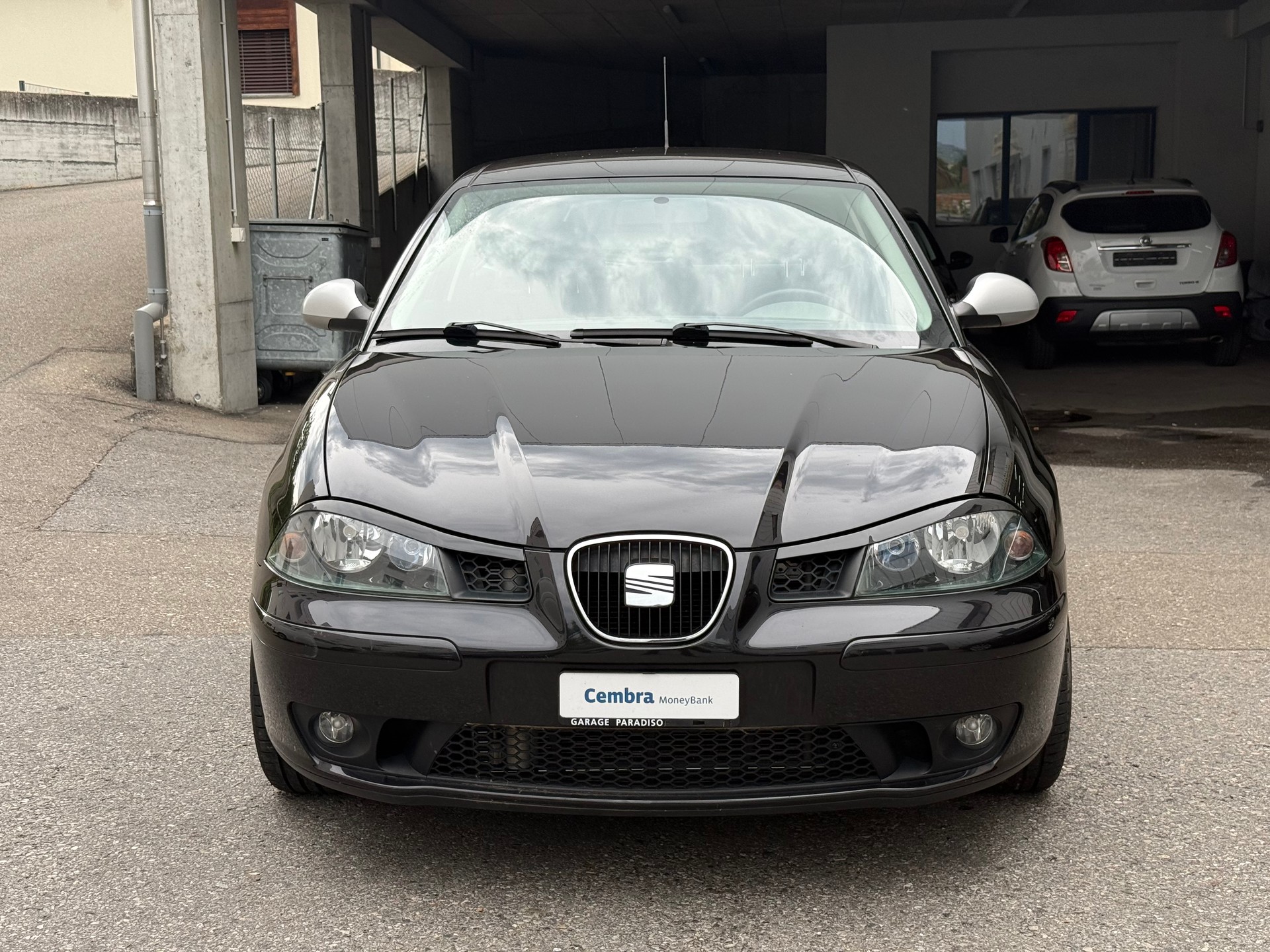 SEAT Ibiza 1.8 20V Turbo FR-image-1
