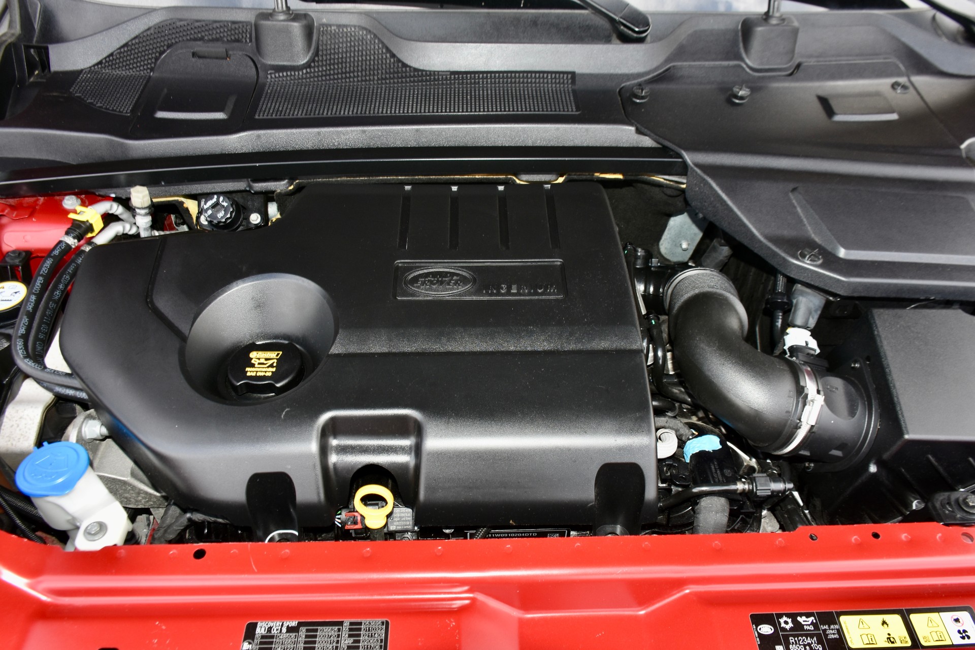 LAND ROVER Discovery Sport 2.0 TD4 SE-image-7
