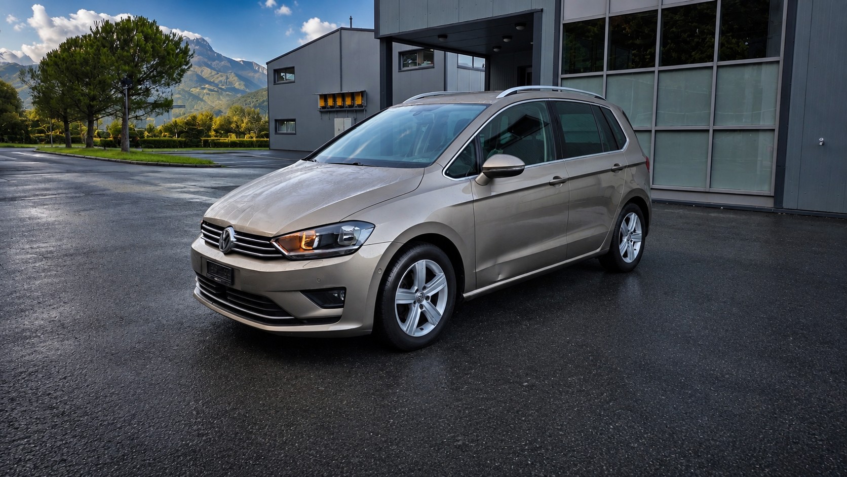VW Golf Sportsvan 1.4 TSI Highline DSG-image-6