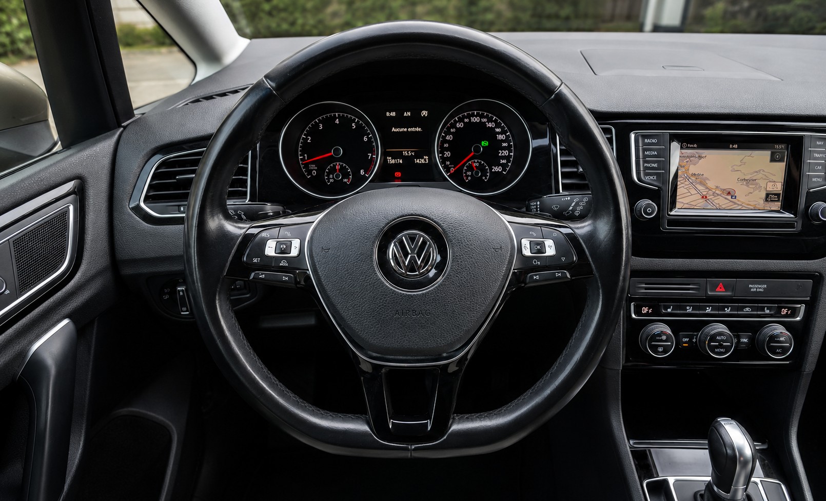 VW Golf Sportsvan 1.4 TSI Highline DSG-image-10