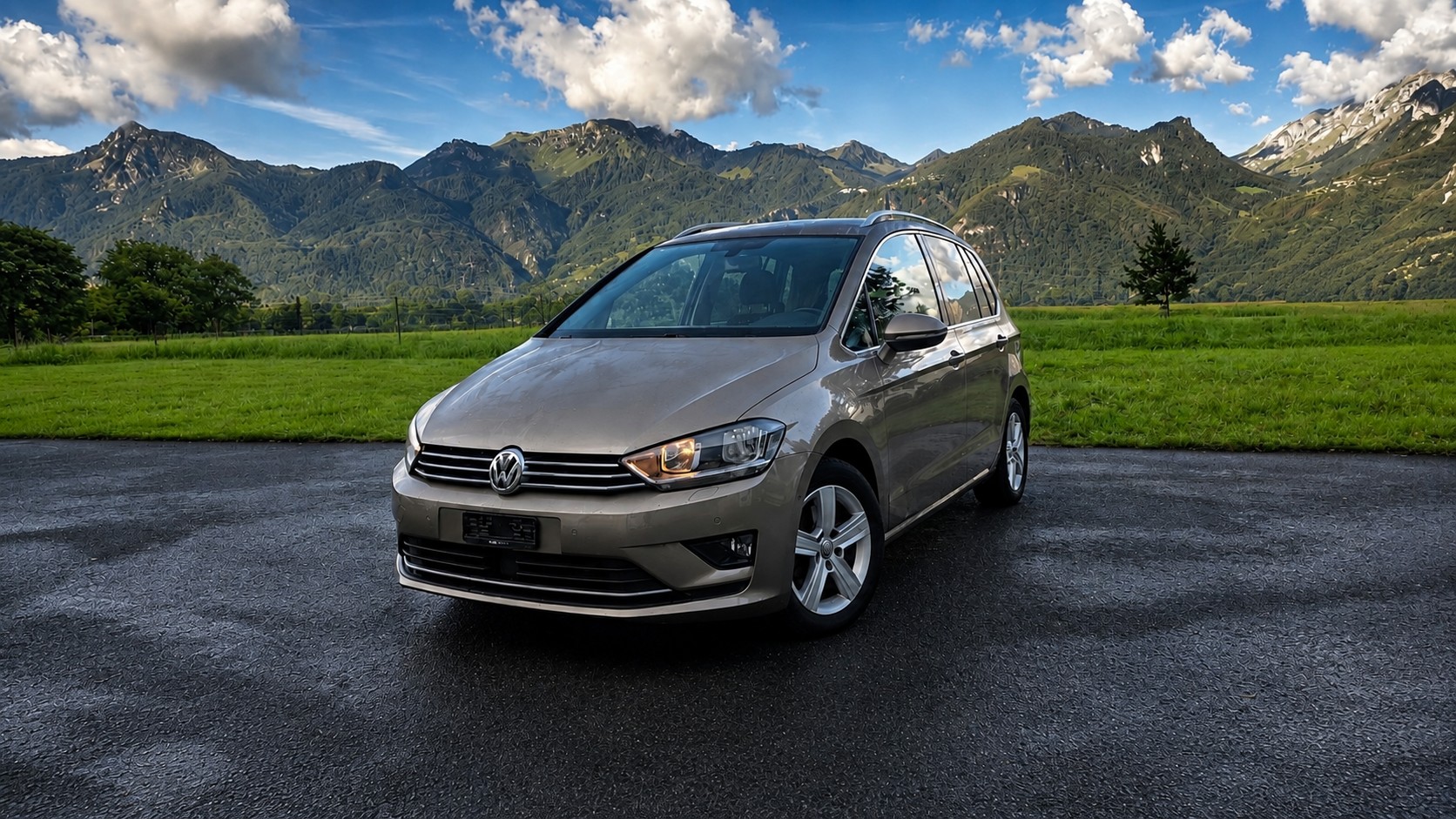 VW Golf Sportsvan 1.4 TSI Highline DSG-image-0