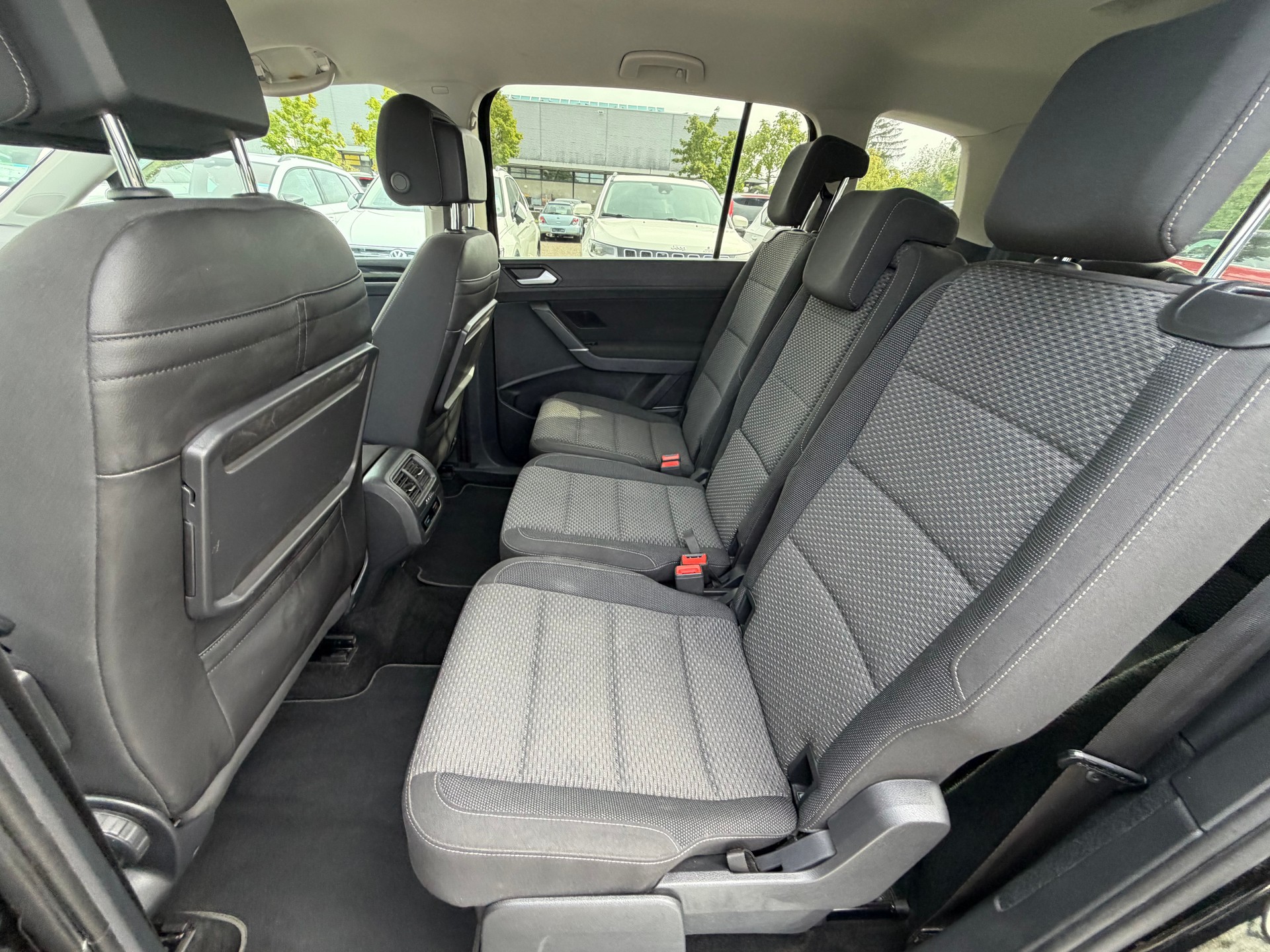 VW Touran 1.5 TSI EVO Comfortline DSG-image-9