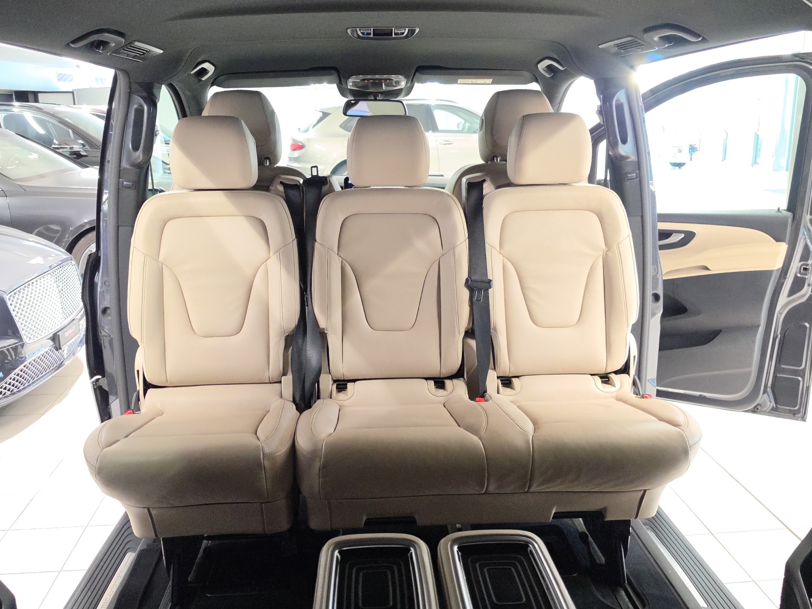 MERCEDES-BENZ V 250 d lang Avantgarde 4Matic G-Tronic-image-22