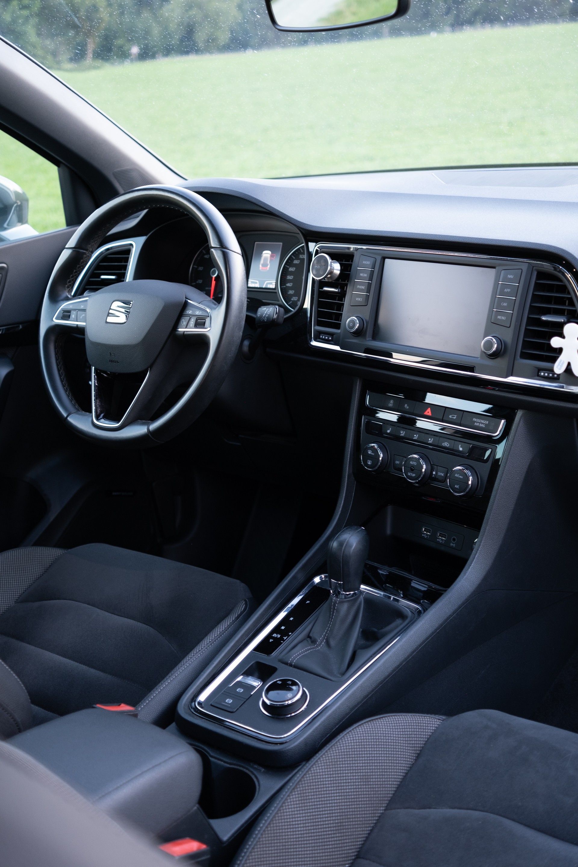 SEAT 1.4 TSI Xcellence DSG-image-3