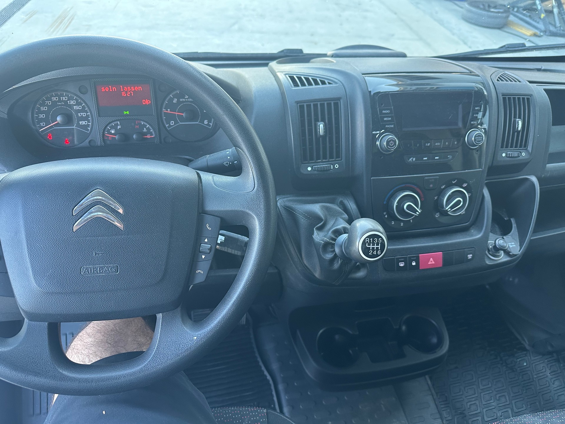 CITROEN Jumper 2.0 BlueHDi 110 Attraction L2H2-image-11