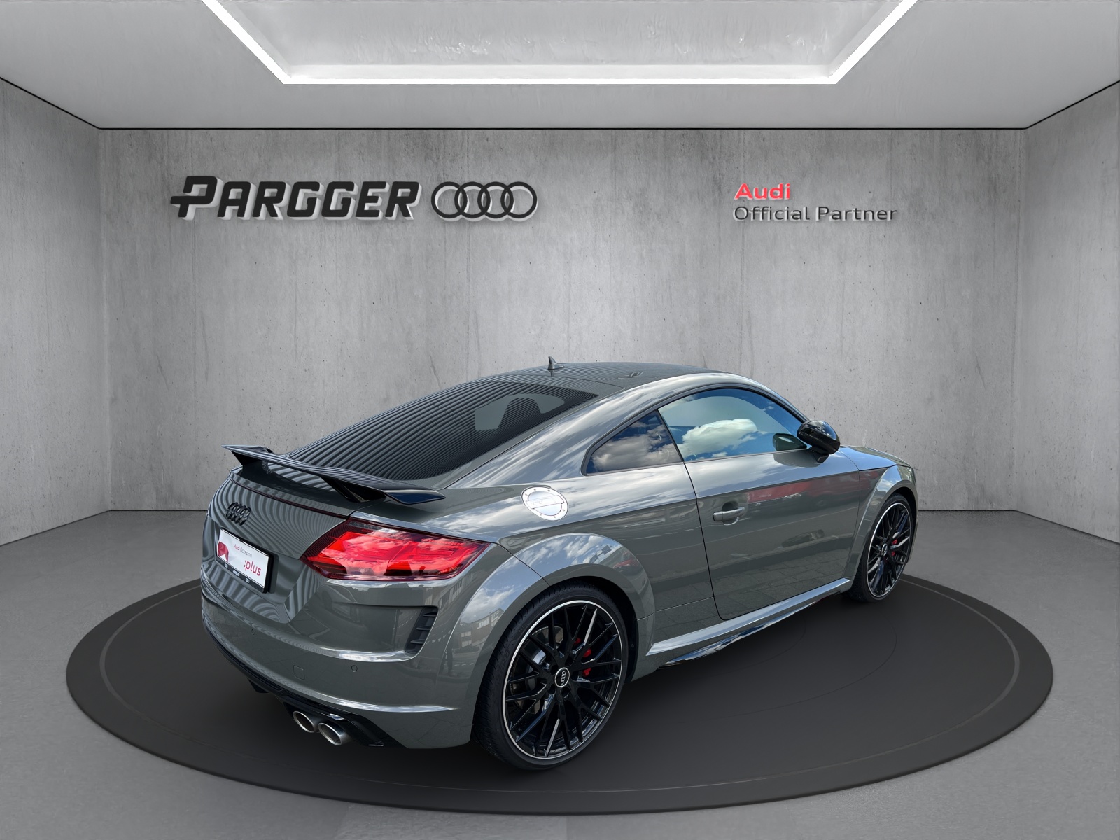 AUDI TTS Competition Plus-image-5