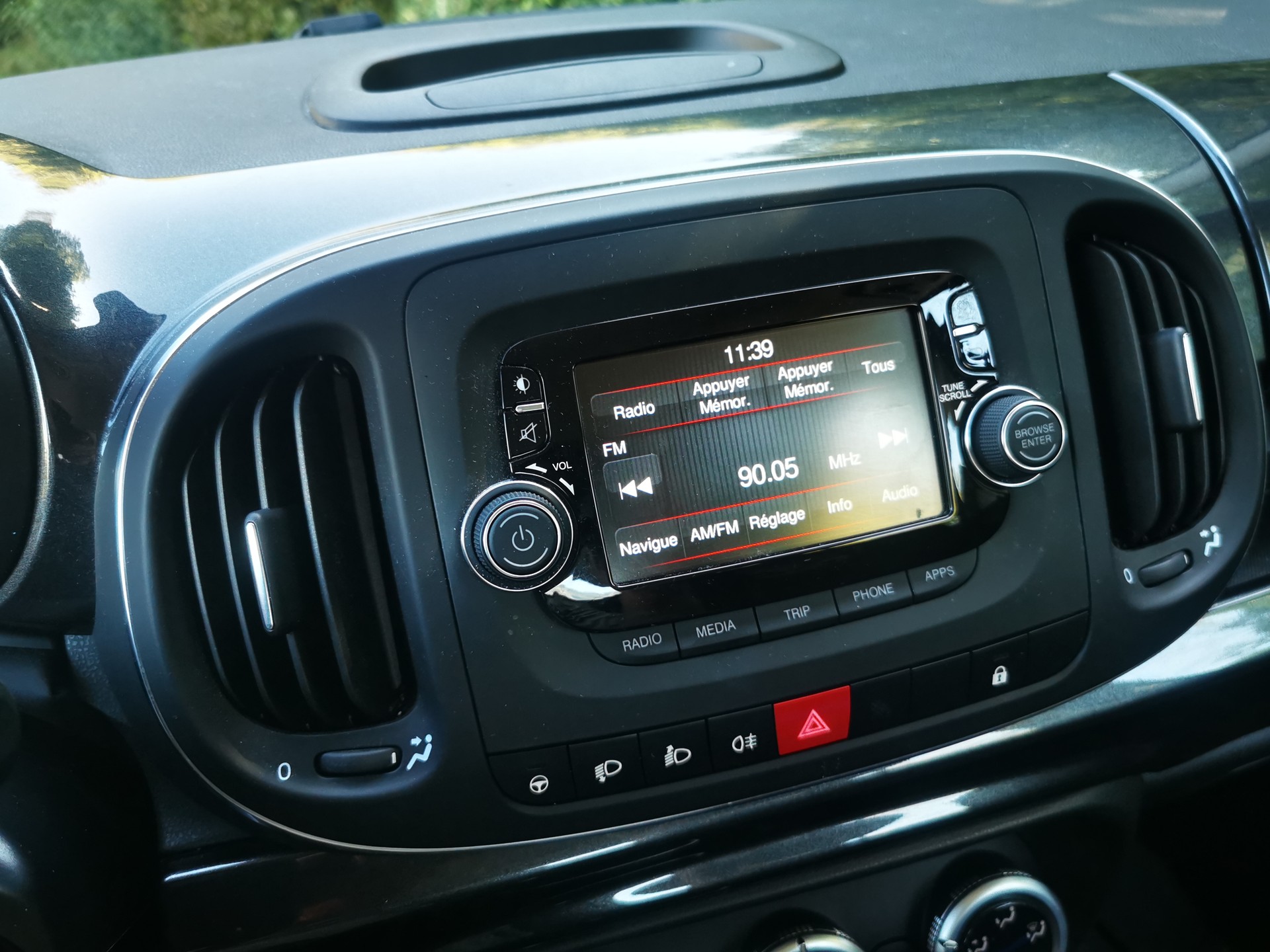 FIAT 500L 1.4 16V Urban-image-10