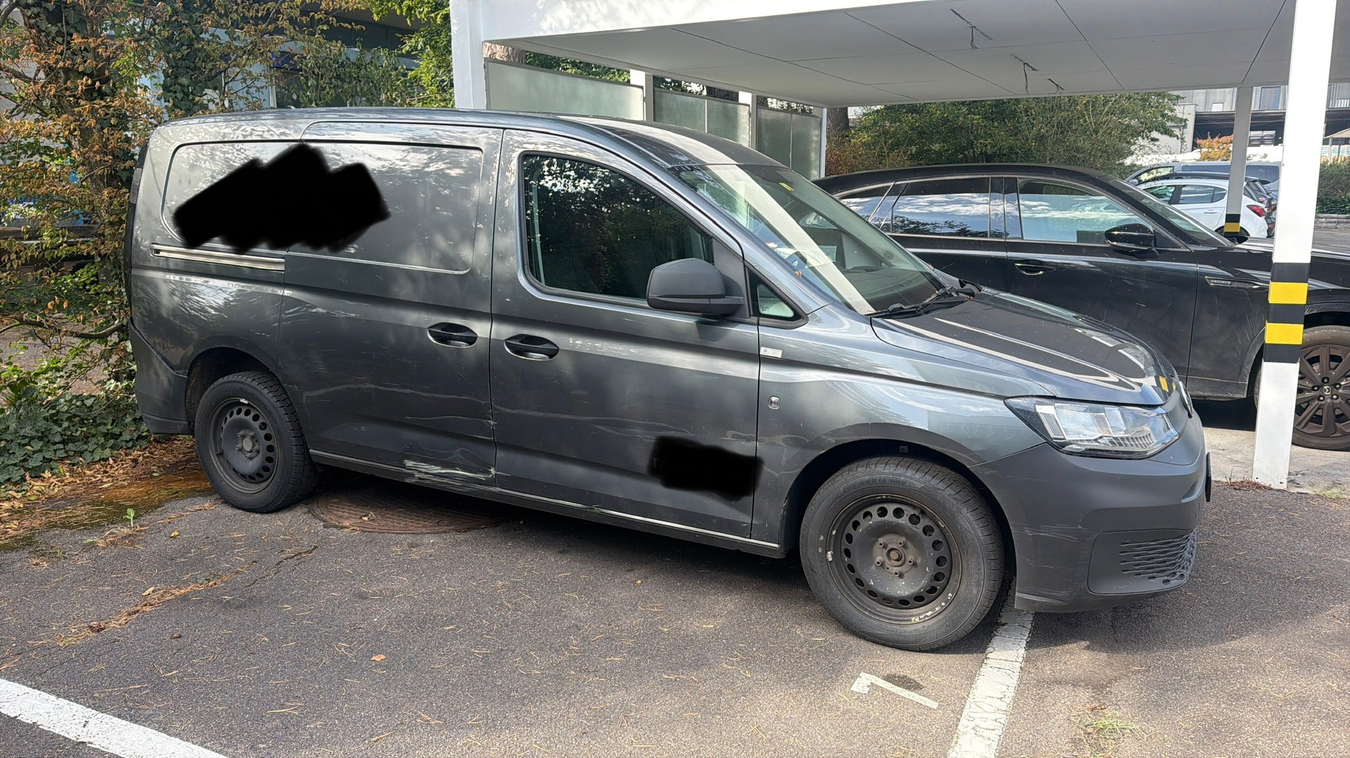 VW Caddy Cargo 1.5TSI Entry Maxi-image-1