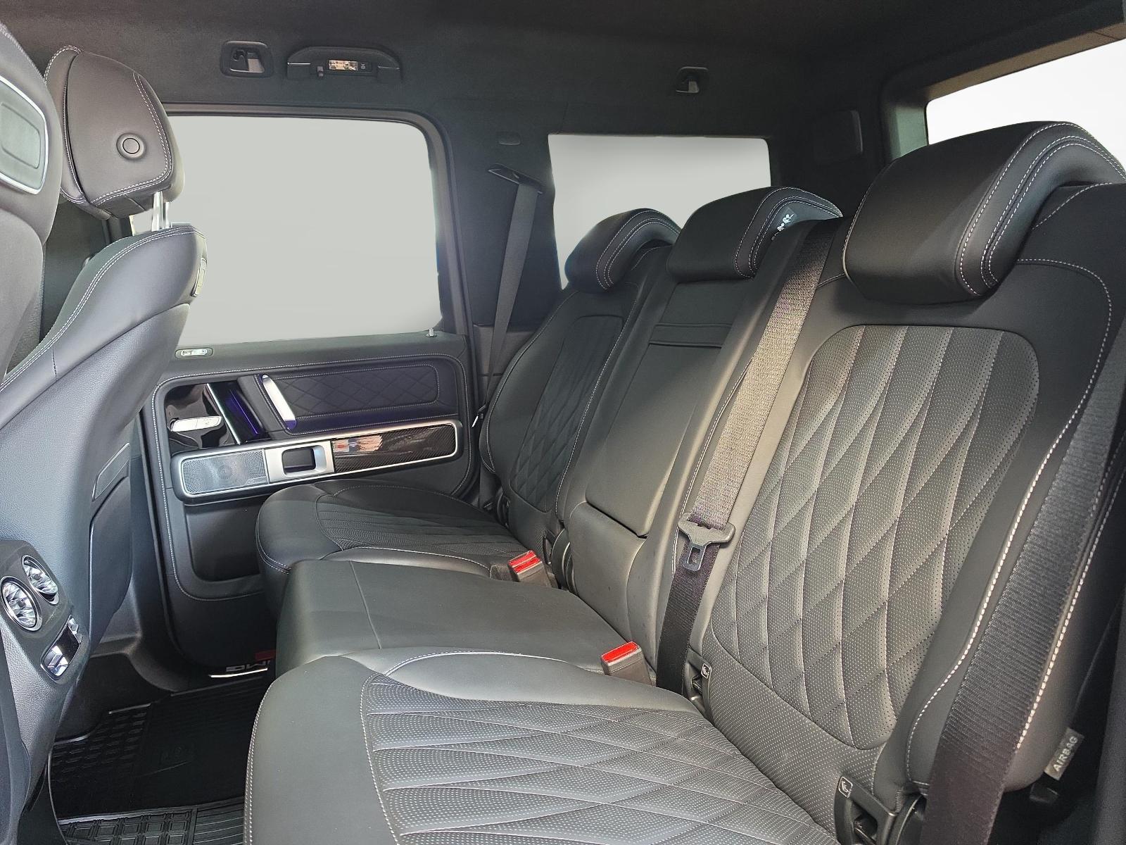 MERCEDES-BENZ G 63 AMG-image-12