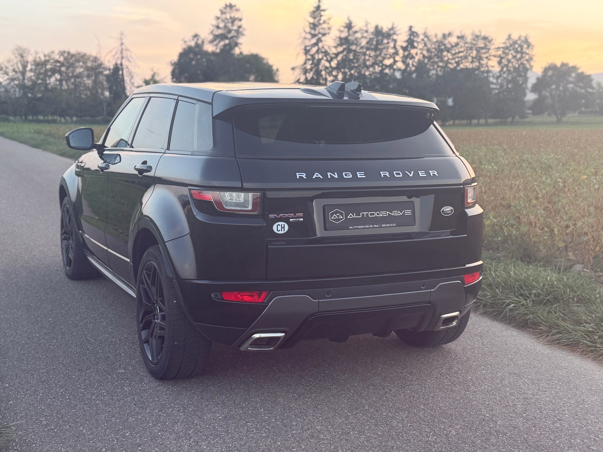 LAND ROVER Range Rover Evoque 2.0 TD4 HSE Dynamic AT9-image-8