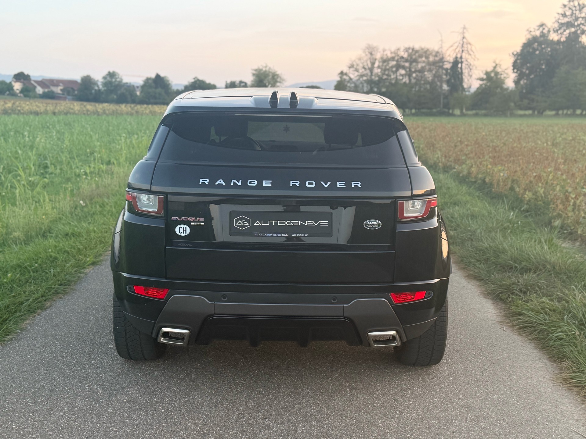 LAND ROVER Range Rover Evoque 2.0 TD4 HSE Dynamic AT9-image-9