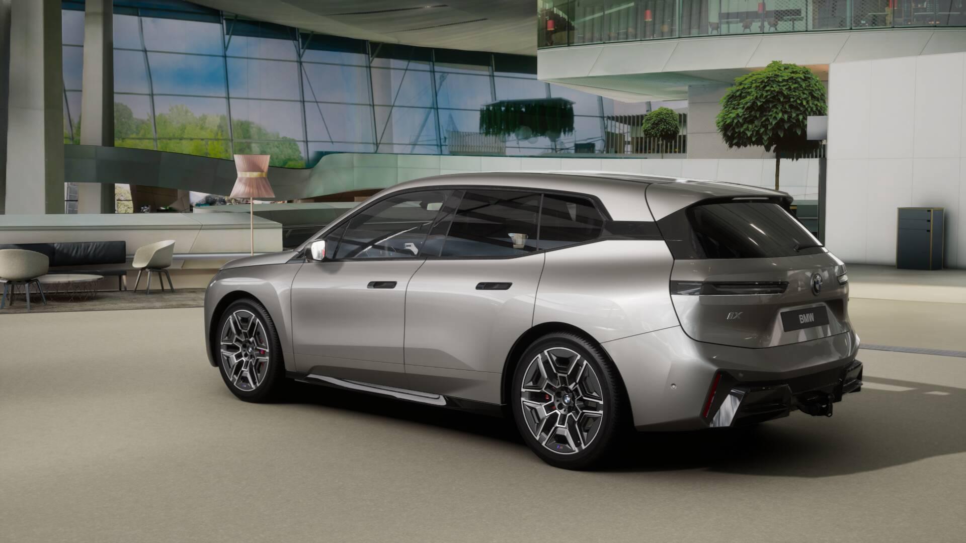 BMW iX xDrive60-image-1
