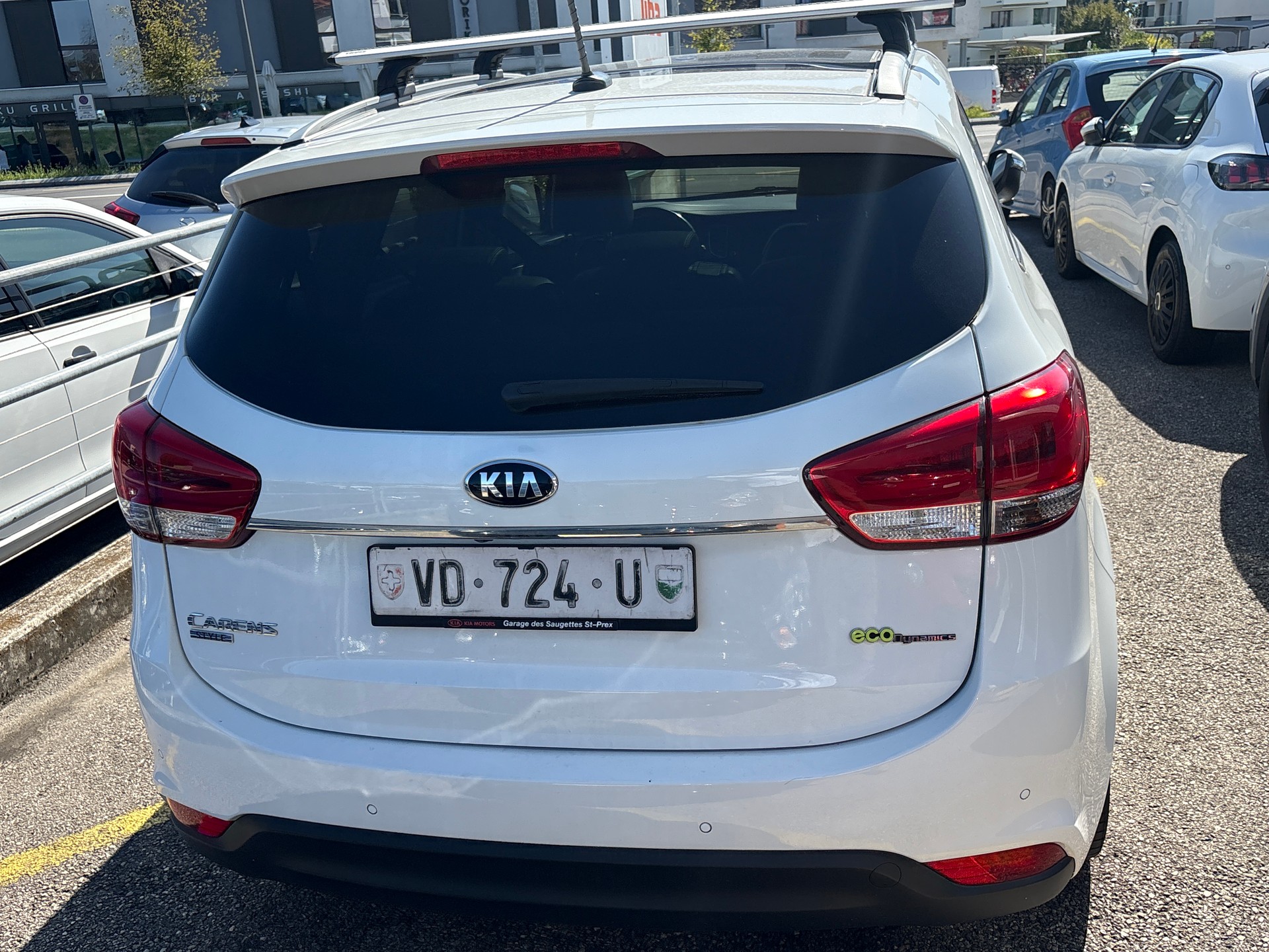 KIA Carens 1.7 CRDi Style-image-5