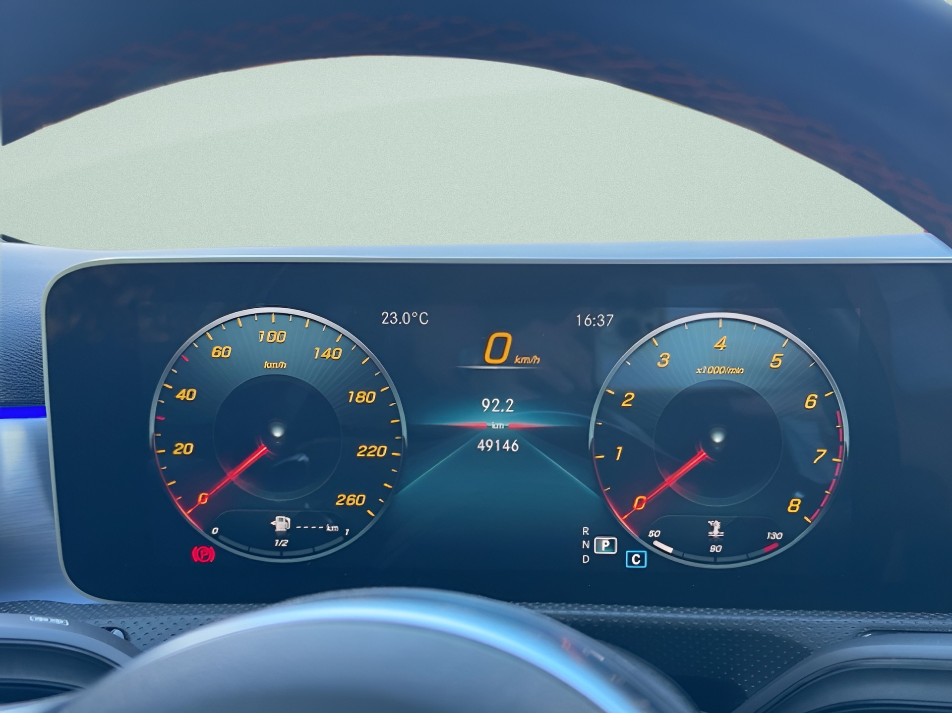 MERCEDES-BENZ A 250 AMG Line 7G-DCT-image-17
