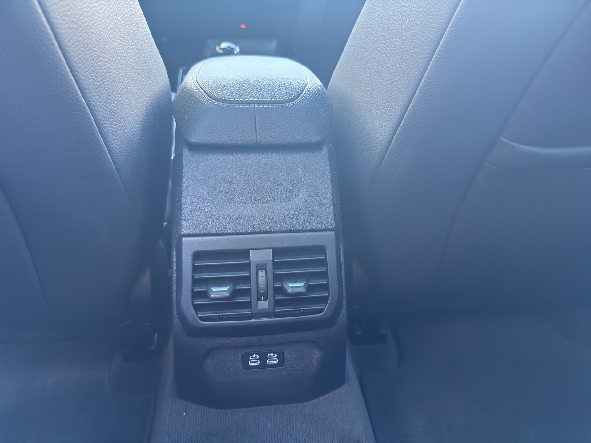 BMW 1er Reihe F40 M135i xDrive-image-16