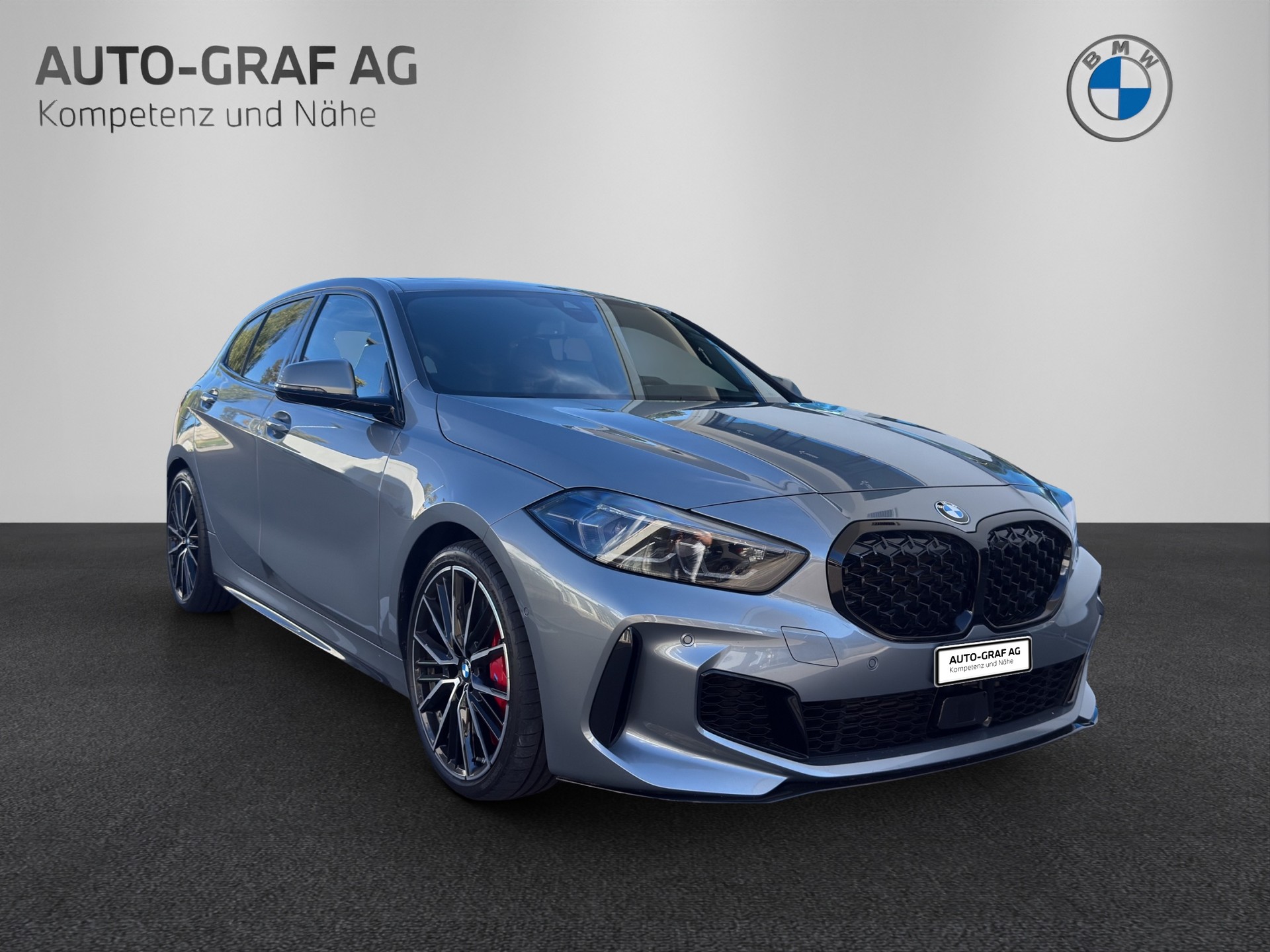 BMW 1er Reihe F40 M135i xDrive-image-9